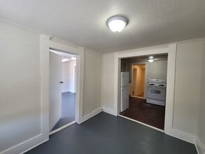Building Photo - 1334/1336 Rigsby