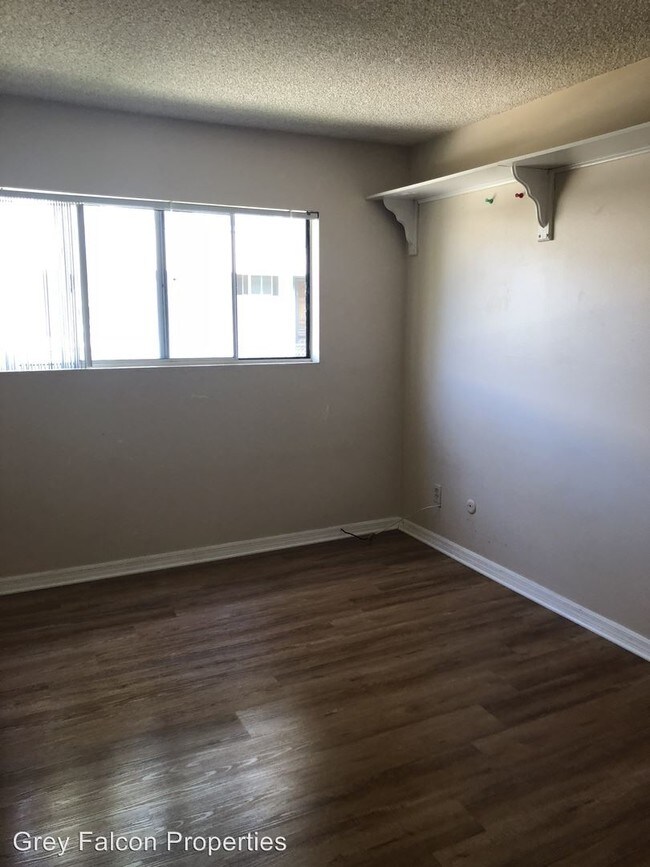 Building Photo - 4855 Cole St