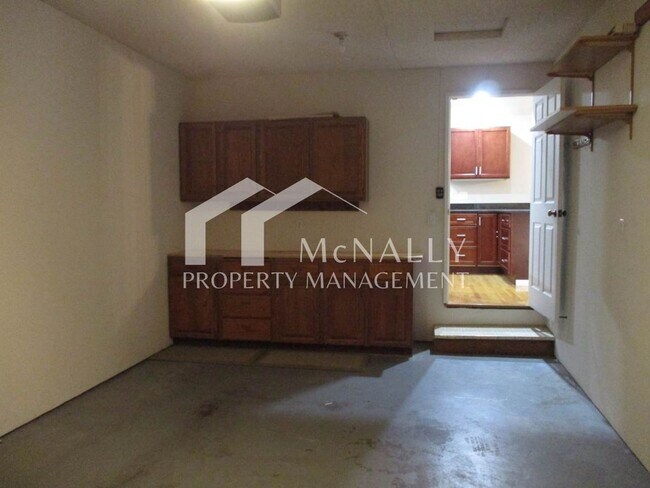 Building Photo - Spacious 3 Bedroom, 2.75 Bathroom Condo in Gig Harbor