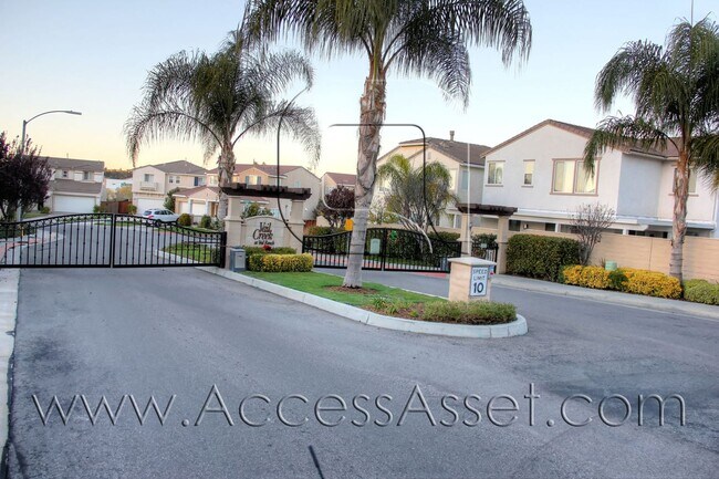 Building Photo - Spacious 3-Bedroom Temecula Home with Loft & Two-Car Garage