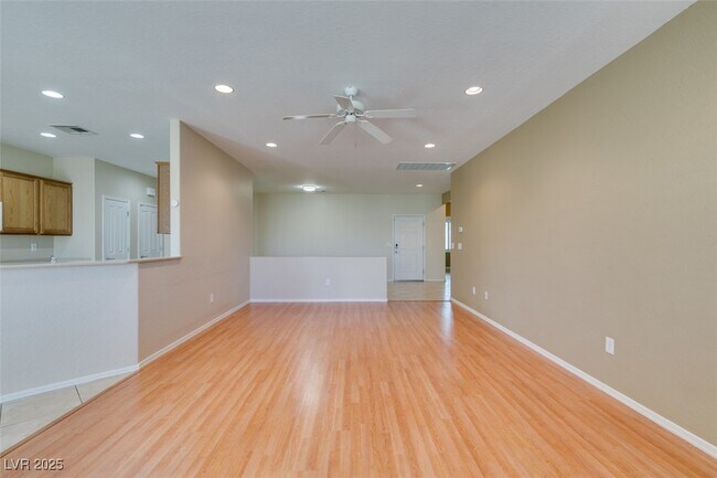 Building Photo - 2508 Penumbra Dr