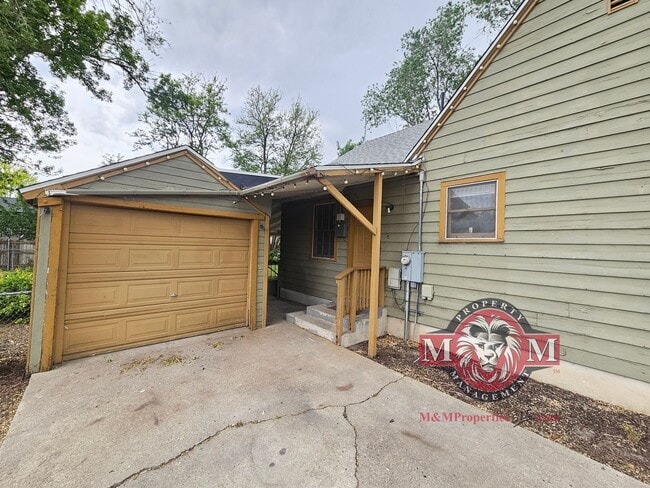 Building Photo - Remodeled 2 Bd 1.5 Ba Home in Sandy