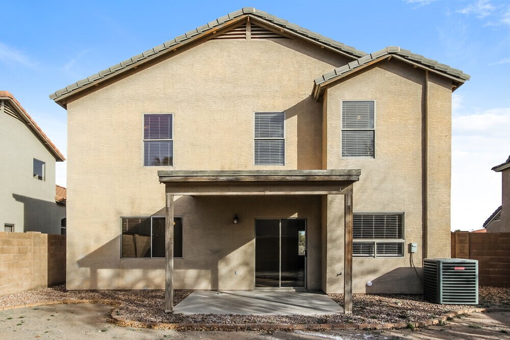 Building Photo - 12641 W Colter St