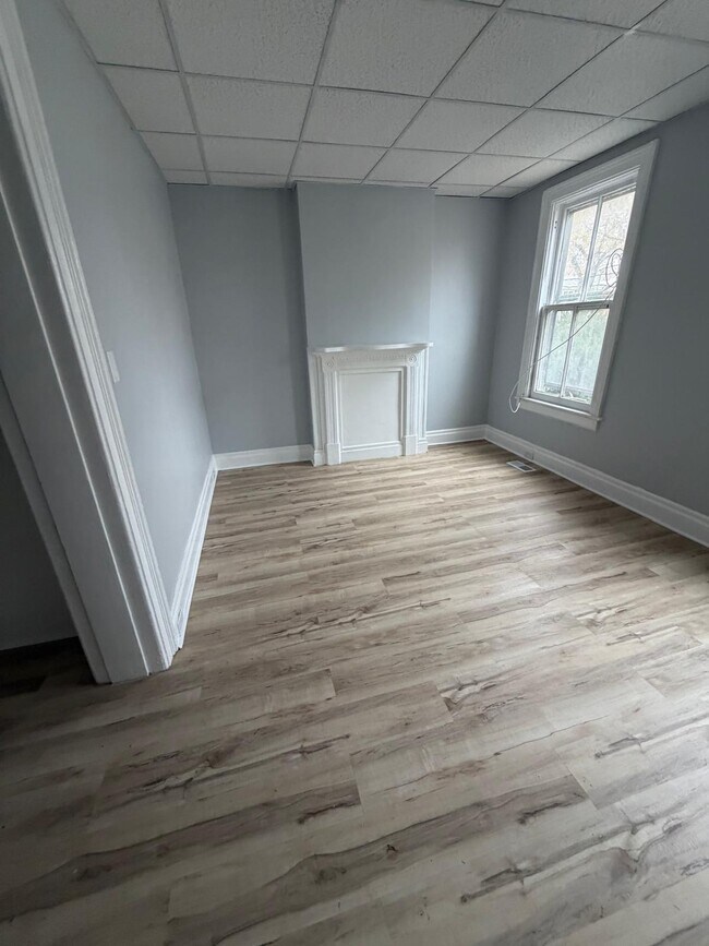 Building Photo - 18 Marvin Ave