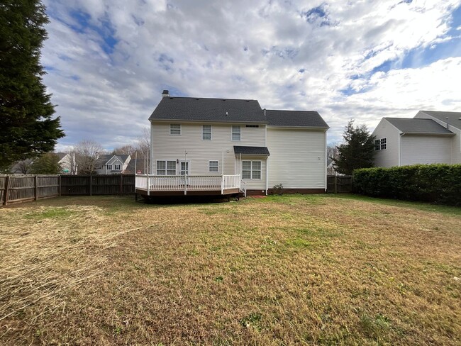 Building Photo - Beautiful 3 bed, 2.5 bath + Bonus room Loc...