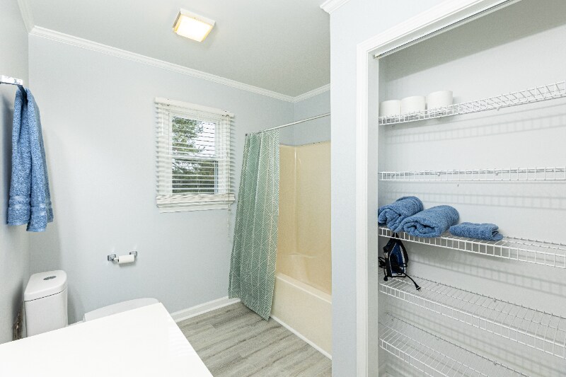 Building Photo - 3925 Quillmark Ct