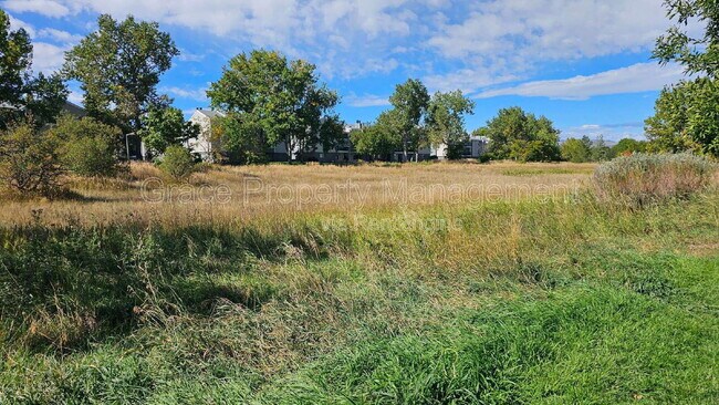 Building Photo - 3335 S Ammons St