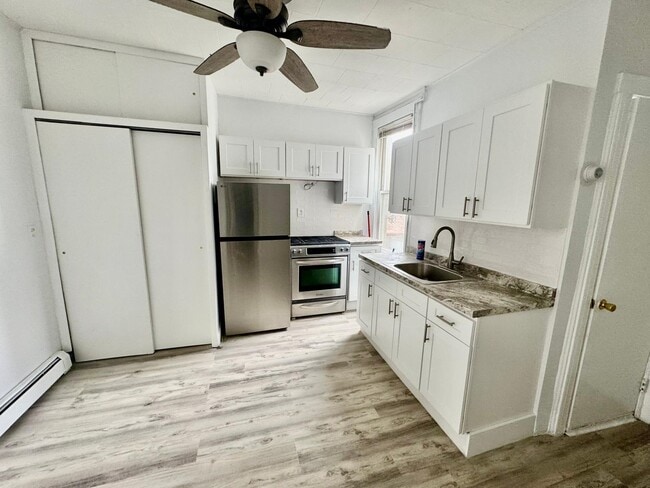 Primary Photo - 51 66th St