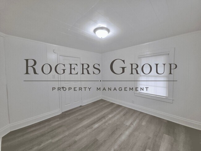 Building Photo - ***$500 Rent Credit Special*** - Homes for rent in Henderson NC - 471 Pettigrew Street - Schedule...