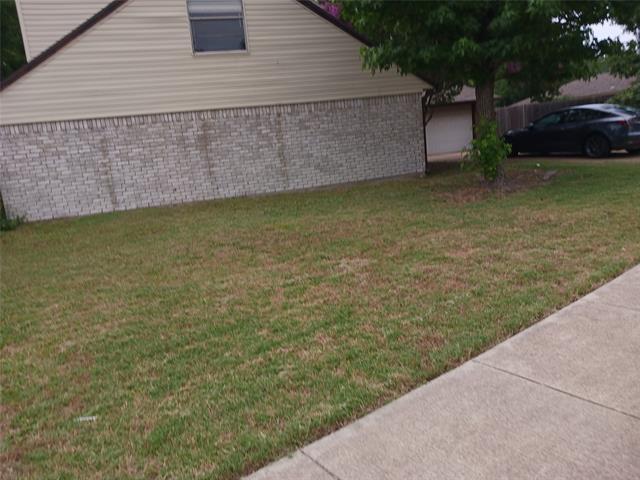 Building Photo - 704 Allison Dr
