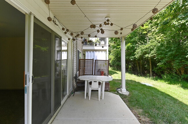 Building Photo - 559 Rivers Breeze Dr