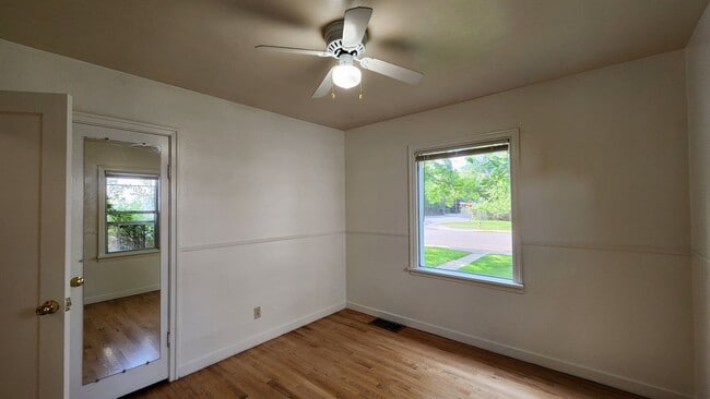 Building Photo - Beautiful University Area Home