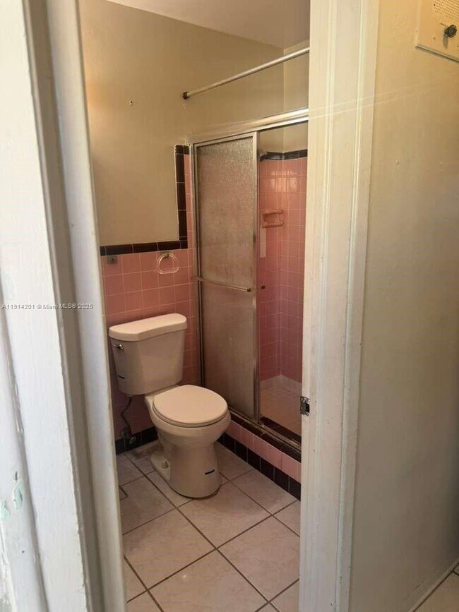 Building Photo - 2345 NW 28th St