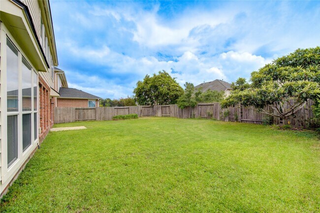 Building Photo - 6018 Royal Hollow Ln