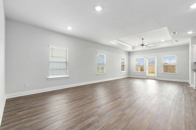 Building Photo - 13407 Shoshoney Cir