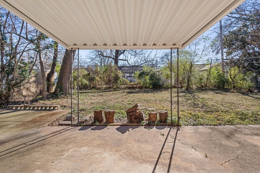 Building Photo - 3753 Friar Tuck Rd