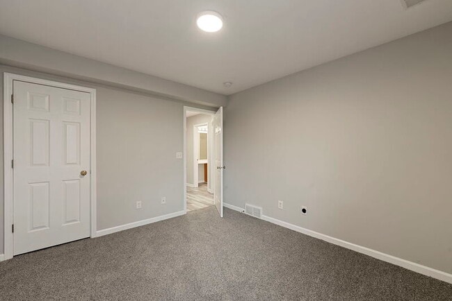 Building Photo - 2502 Alpha Ct E