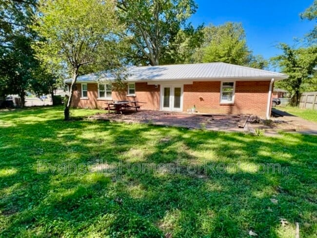 Building Photo - 2408 S Boeke Rd