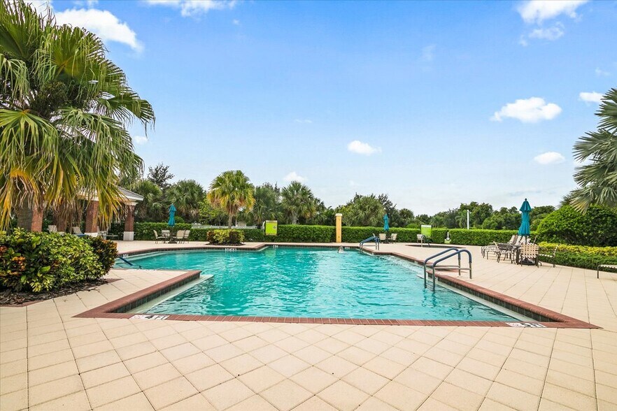 Building Photo - 12109 Whisper Lake Dr