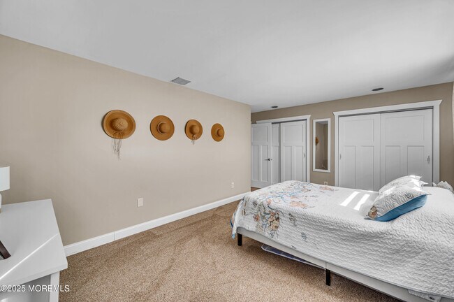 Building Photo - 8 Bahia Ct