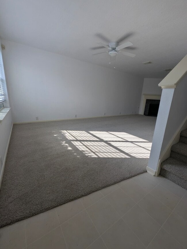 Building Photo - 13422 Sarento Village