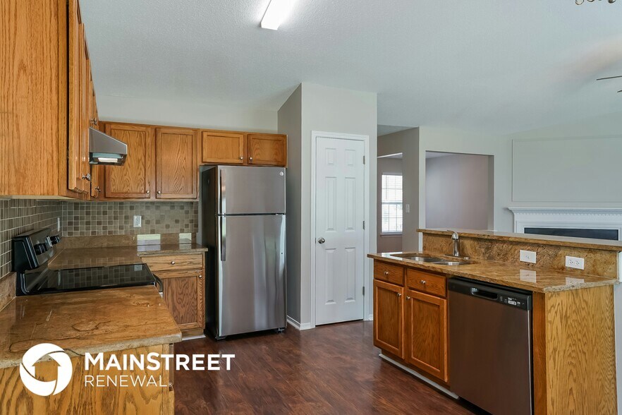 Building Photo - 5368 Thunderidge Drive