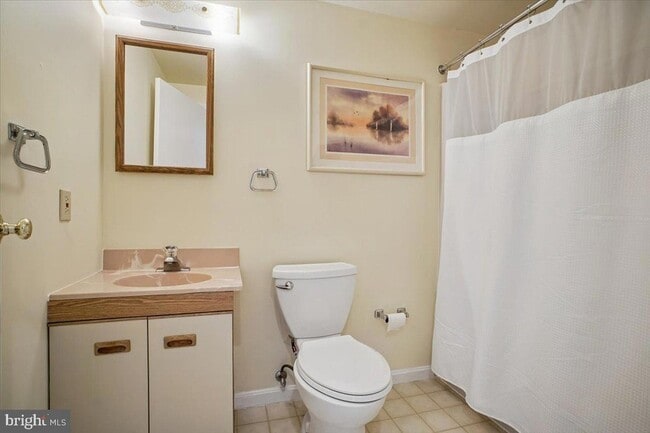 Building Photo - 1221 Forestville Dr