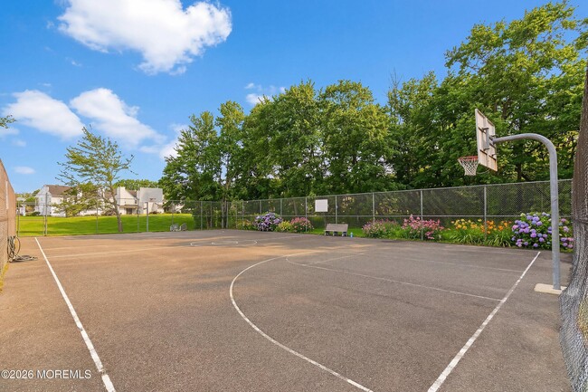 Building Photo - 280 Fairfield Pl