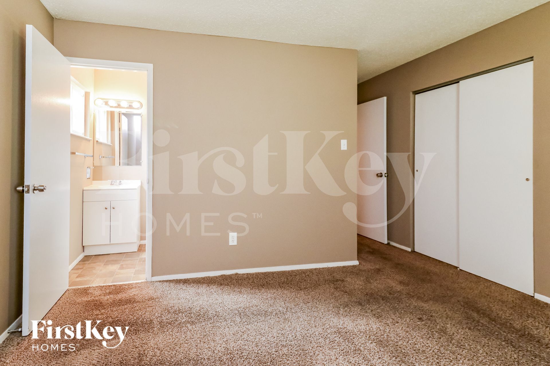 Building Photo - 6155 Fox Chase Ct