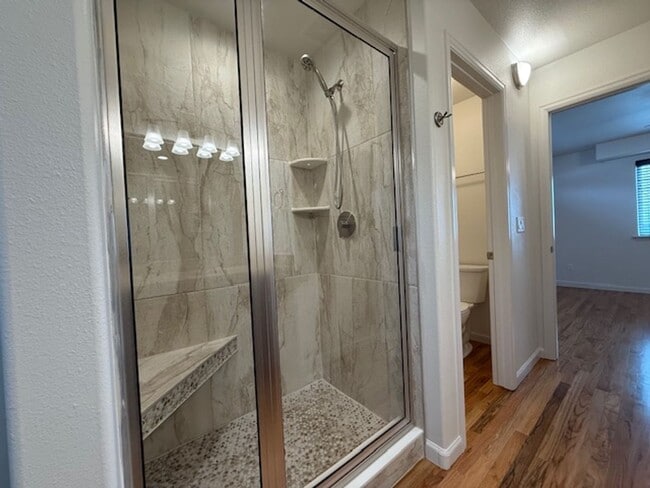 Building Photo - Fully Upgraded Executive Home For Lease