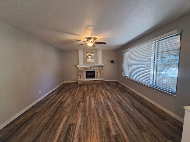 Building Photo - 775 S 2100 E