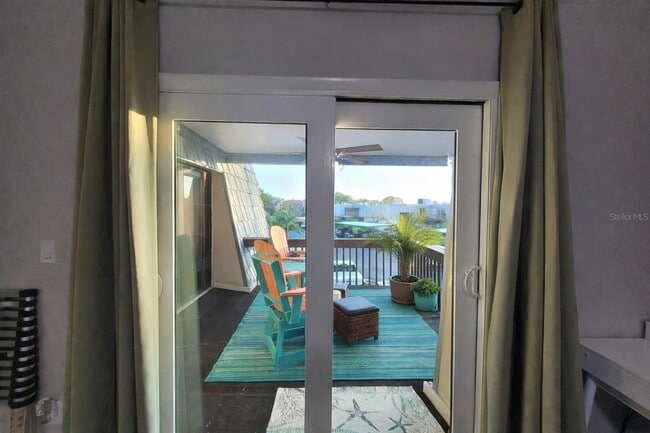 Building Photo - 14521 Catalina Cir