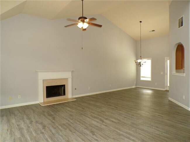 Building Photo - 53 Ferguson Dr