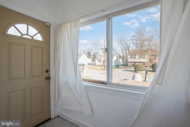 Building Photo - 7709 Ravine Dr