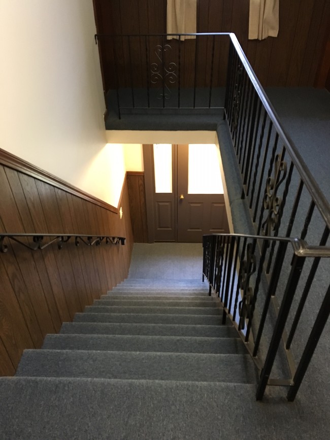 Interior Photo - 1283 Ocean St