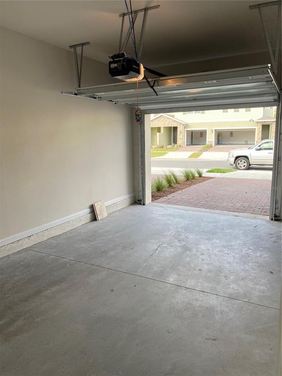 Building Photo - 2711 Pleasant Cypress Cir