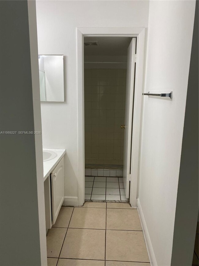 Building Photo - 4453 Treehouse Ln