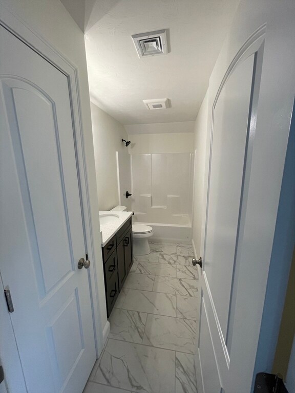 Building Photo - 27 Kodiak Ln