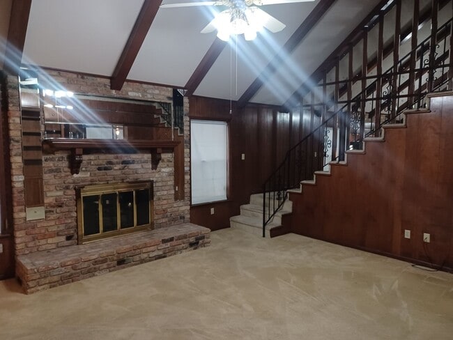 Building Photo - 4bd/3bth - Move-In Ready