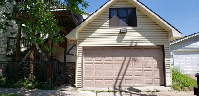 Building Photo - 1148 7th St W