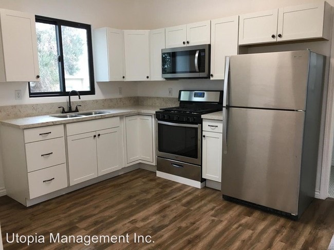 Building Photo - 1990 Ocean View Blvd