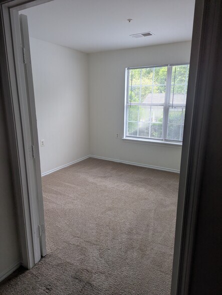 Building Photo - 18531 Boysenberry Dr
