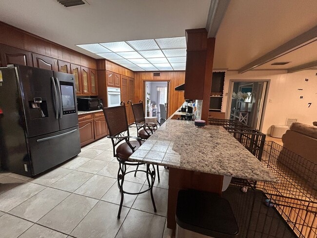 Building Photo - SPACIOUS HOME IN OF NORTH BOSSIER