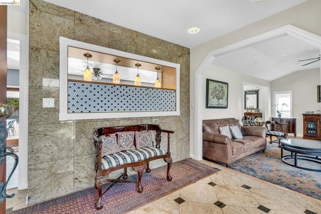 Building Photo - 277 Hidalgo Ct