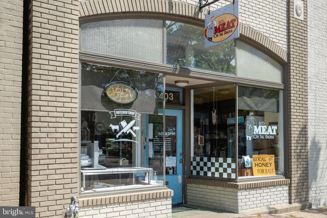 Building Photo - 340 Wesmond Dr