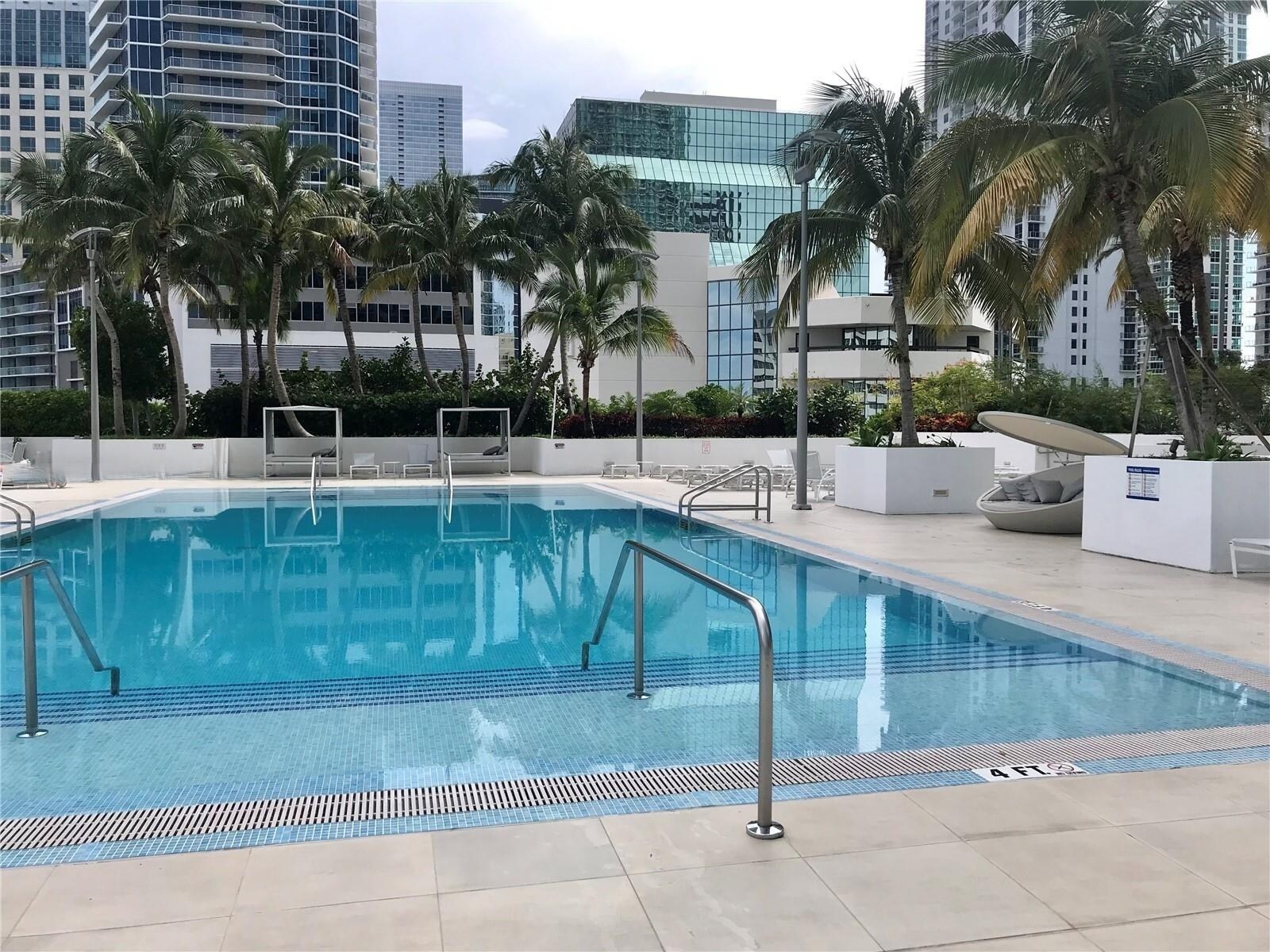 Building Photo - 951 Brickell Ave