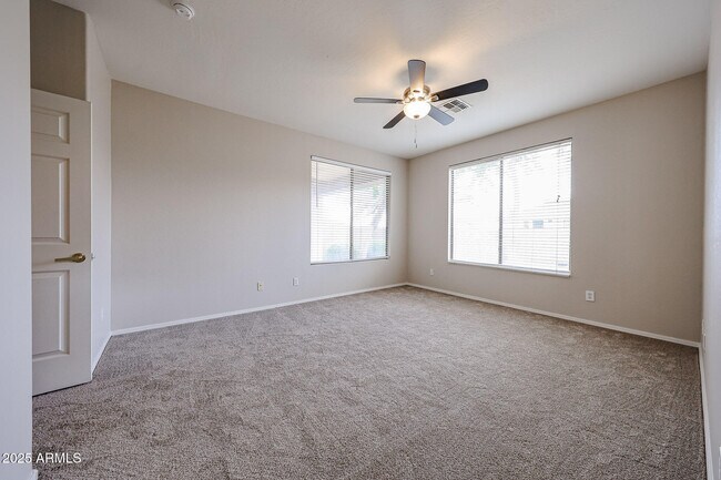 Building Photo - 42914 N Challenger Trail