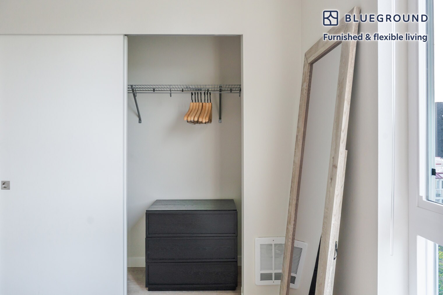 Building Photo - 18004 Midvale Ave N