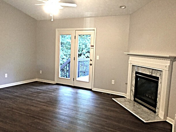 Building Photo - 3401 Winterwood Dr