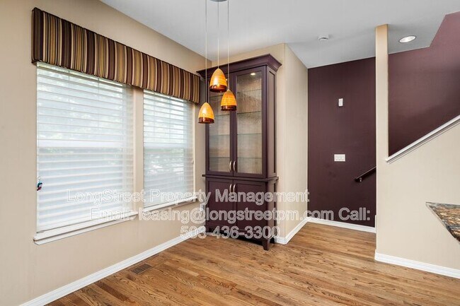 Building Photo - 3531 S Kelly Ave